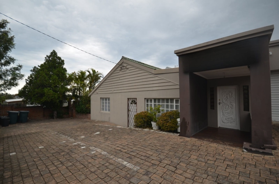 9 Bedroom Property for Sale in Nahoon Eastern Cape